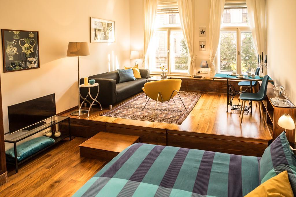 Parliament Suite With A View Budapeste Exterior foto